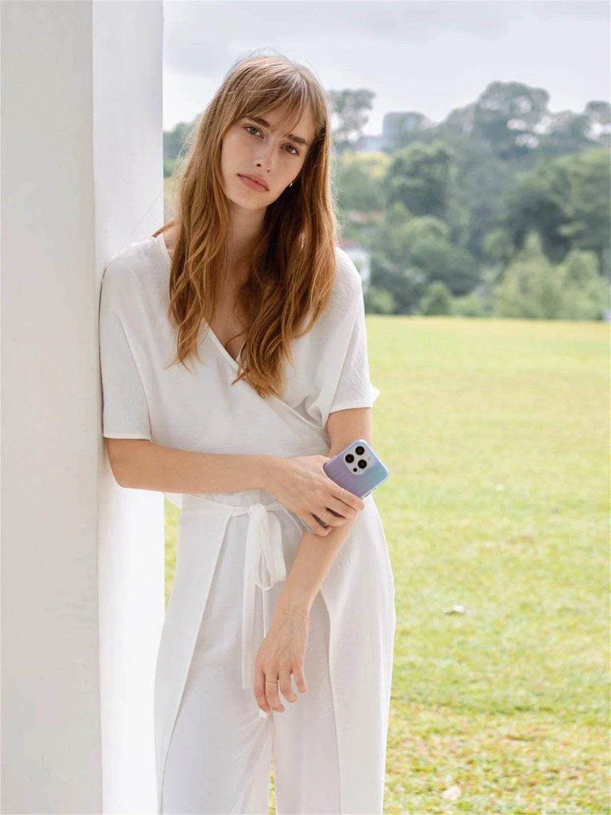 iPhone 15 Pro Coehl Linear Telefon Kılıfı