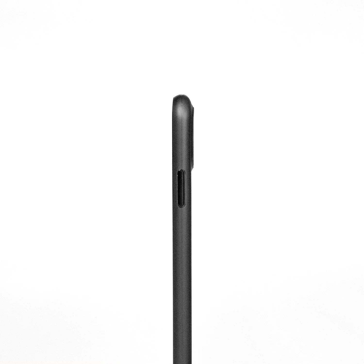 iPhone 11 Pro Ultra İnce Telefon Kılıfı - Siyah | bastcase - Arka Yüzey Detayı