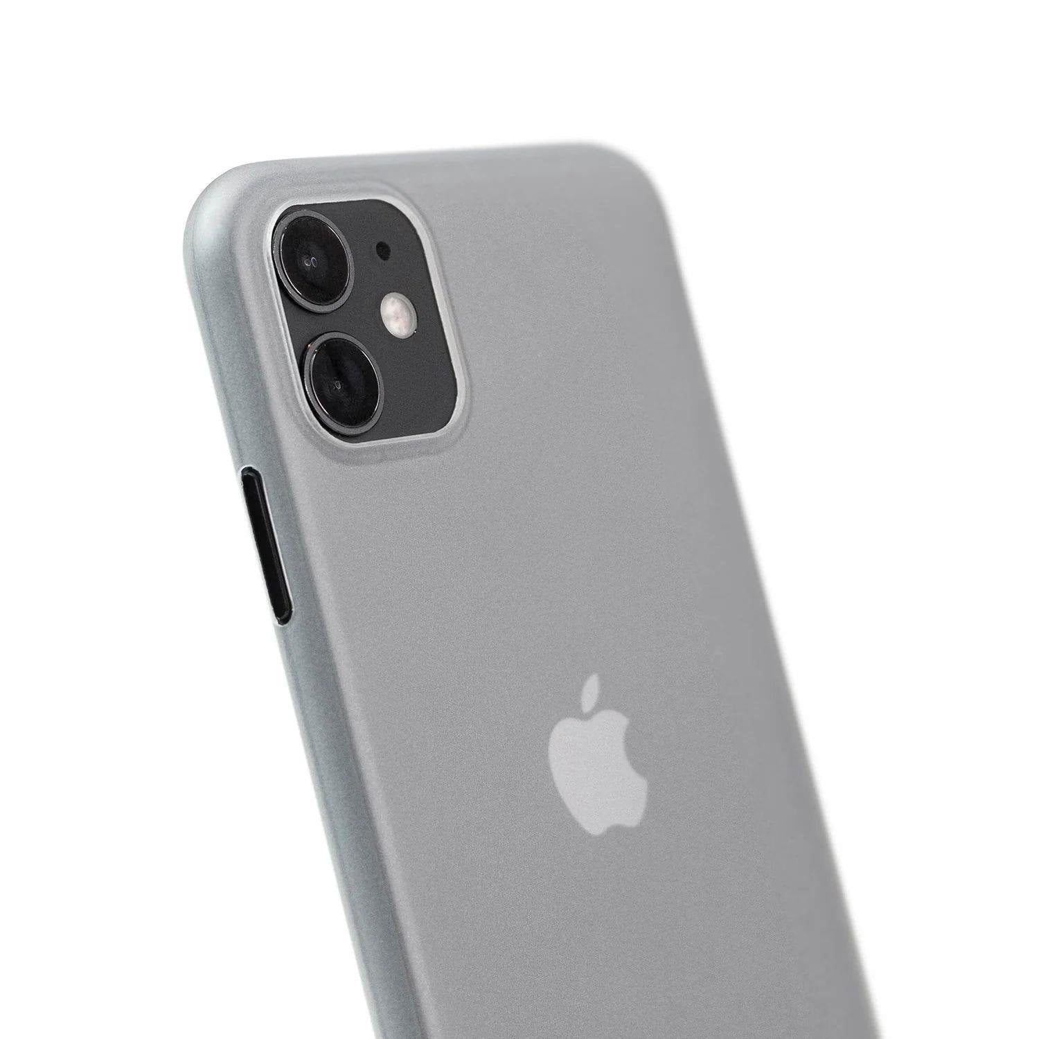 iPhone 11 Ultra İnce Telefon Kılıfı - Beyaz | bastcase - Yan Profil İnceliği
