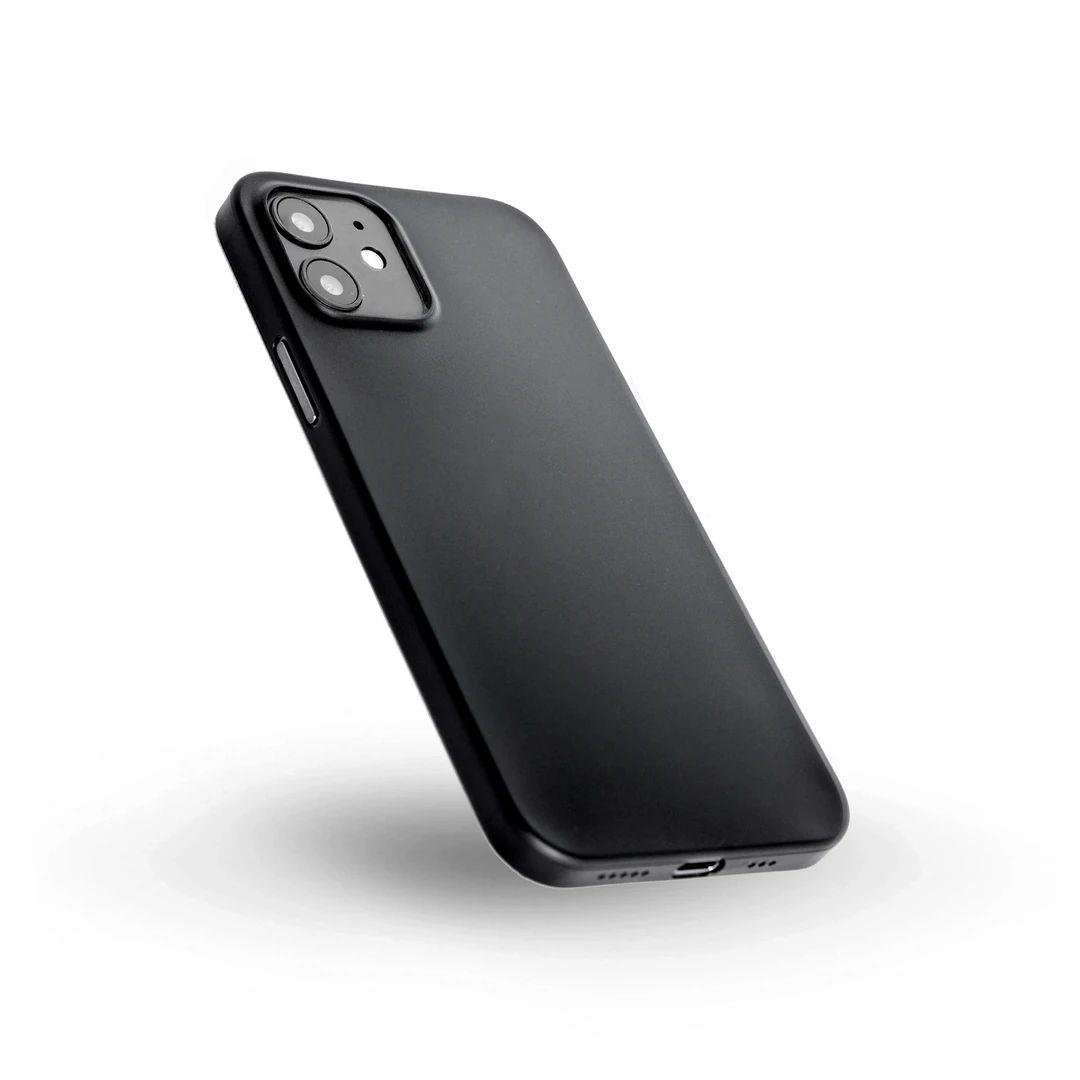 iPhone 11 Ultra İnce Telefon Kılıfı - Kırmızı | bastcase - Yan Profil İnceliği