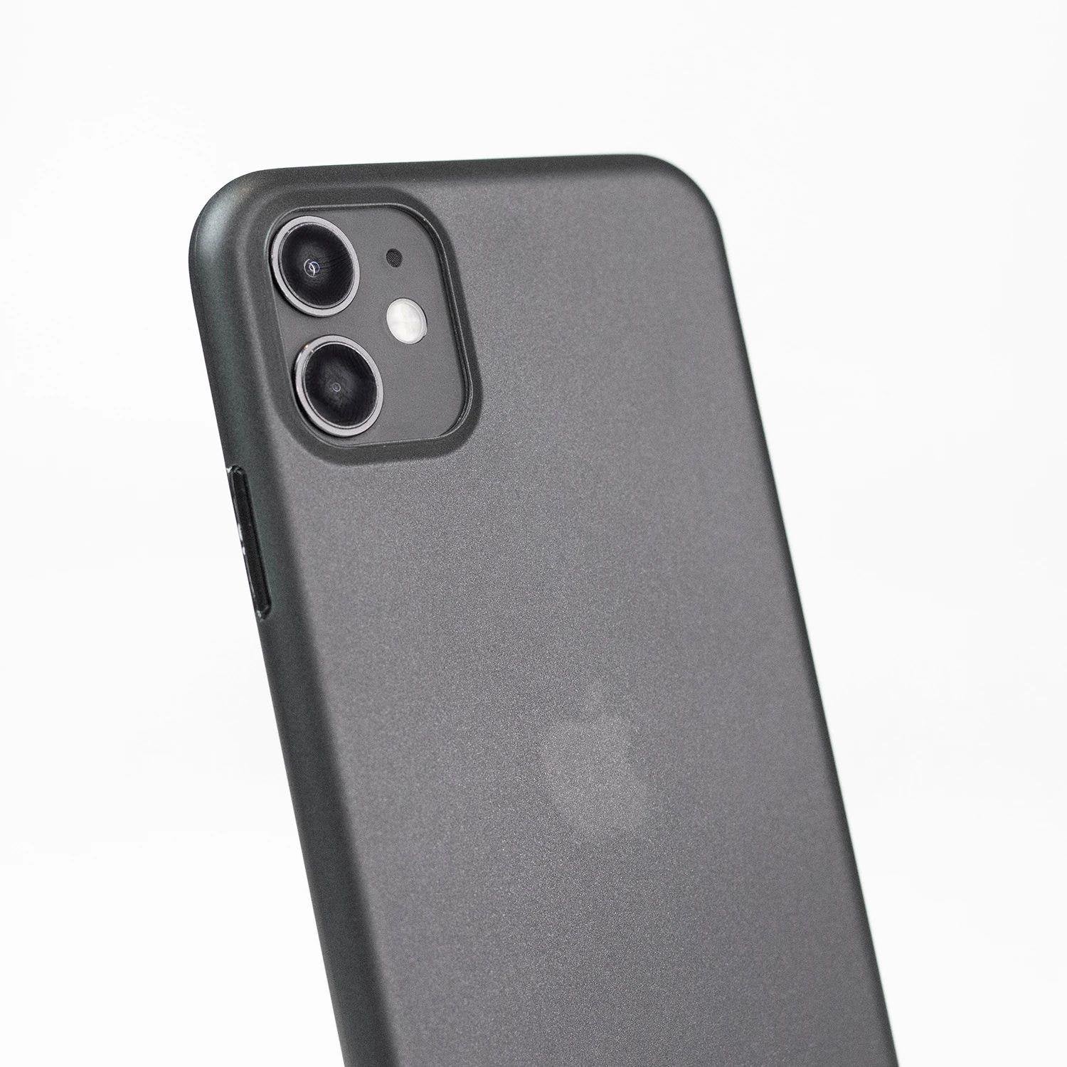 iPhone 11 Ultra İnce Telefon Kılıfı - Siyah | bastcase - Yan Profil İnceliği