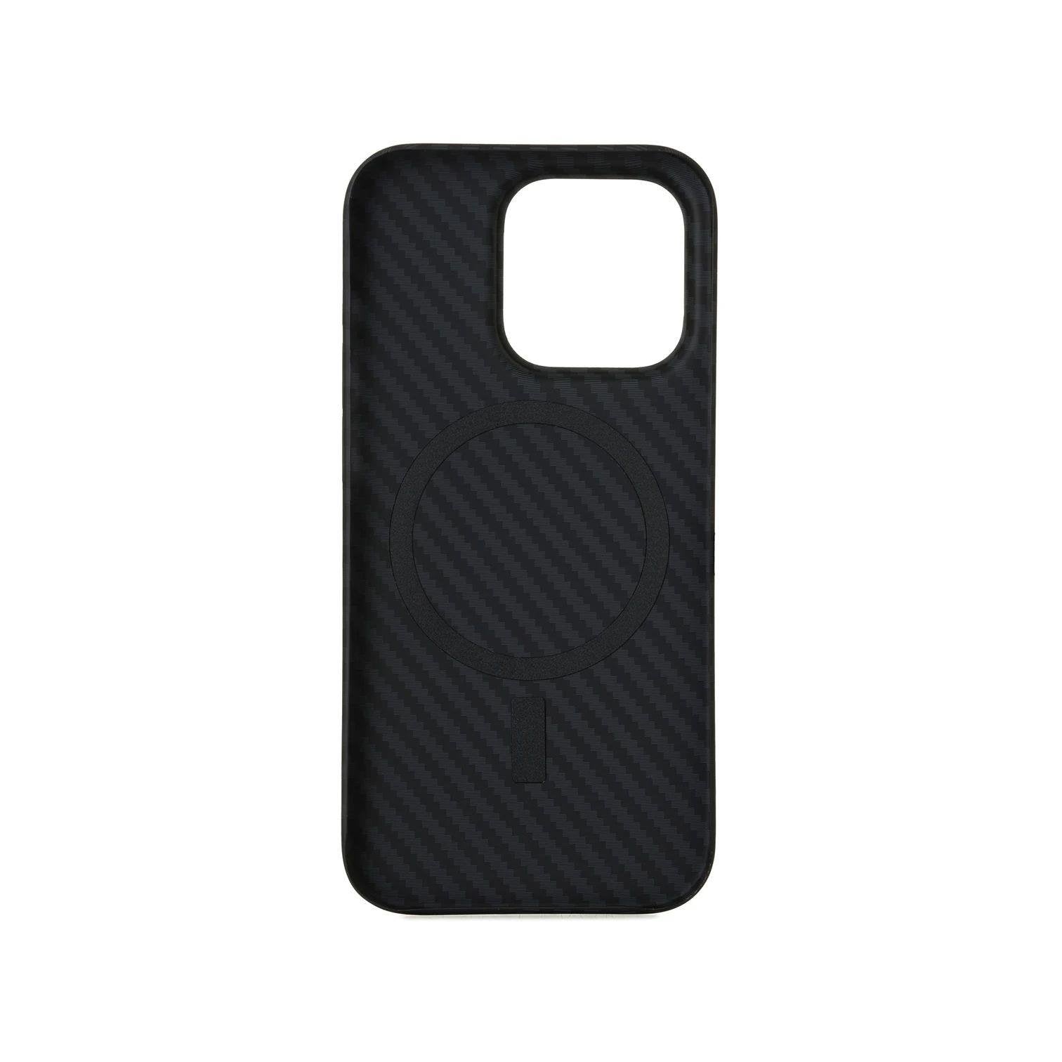 iPhone 13 Pro Carbon Telefon Kılıfı - Yeşil | bastcase - Kamera Koruma Alanı