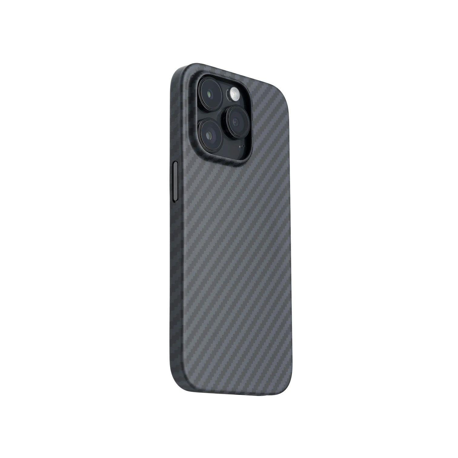 iPhone 13 Pro Carbon Telefon Kılıfı - Yeşil | bastcase - Alt Port Kesimleri
