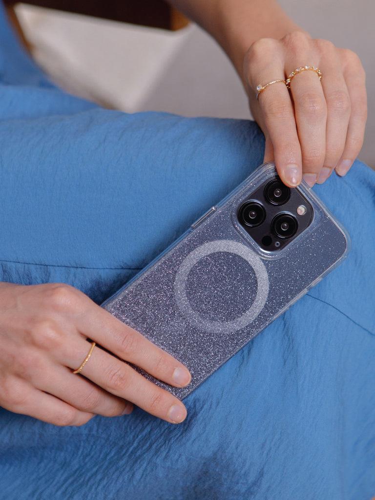 iPhone 15 Pro Max Coehl MagSafe Destekli Lumino Telefon Kılıfı - Coehl Blue | bastcase - Yan Profil İnceliği