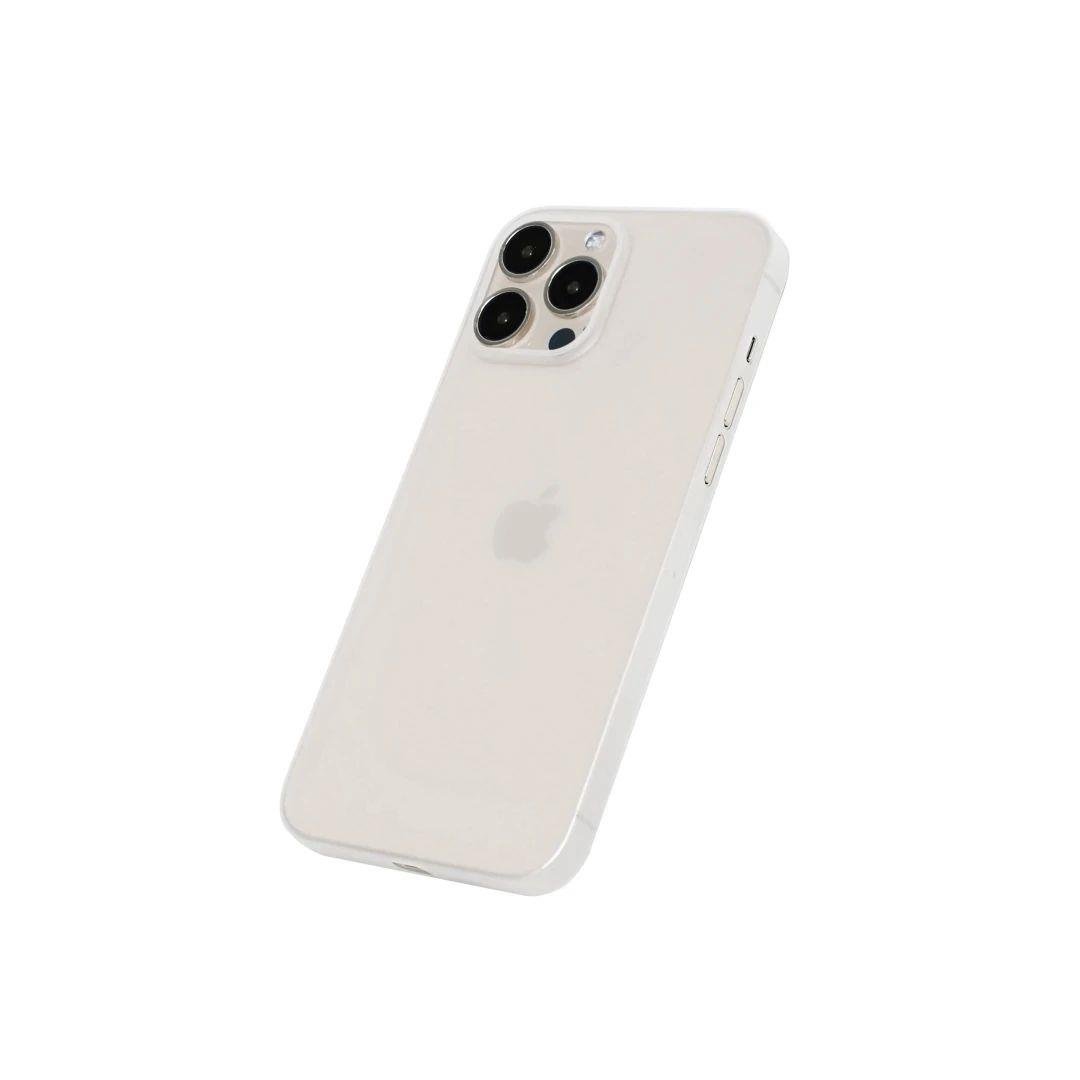 iPhone 15 Pro Ultra İnce Telefon Kılıfı - Beyaz | bastcase - Tuş Kesimi