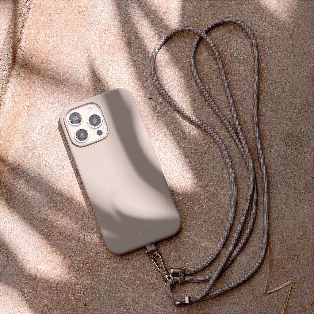 iPhone 16 Pro Max Coehl MagSafe Destekli Askı İpli Creme Telefon Kılıfı - Gri | bastcase - Yan Profil İnceliği
