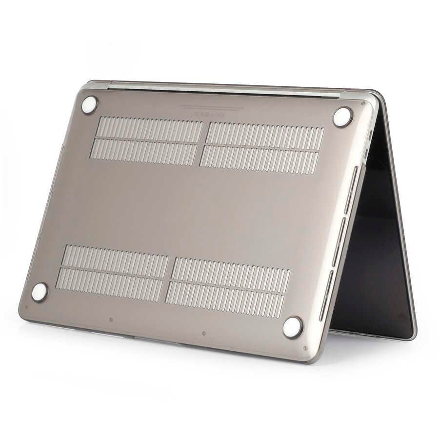 MacBook Air 15.3" 2023-2024 Ultra İnce Gri Kılıf | bastcase - Arka Yüzey Detayı
