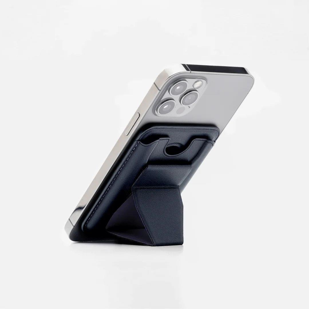 MagSafe Cüzdan & Stand MagSafe Cüzdan & Stand - Gece Mavisi | bastcase - Genel Tasarım Görünümü