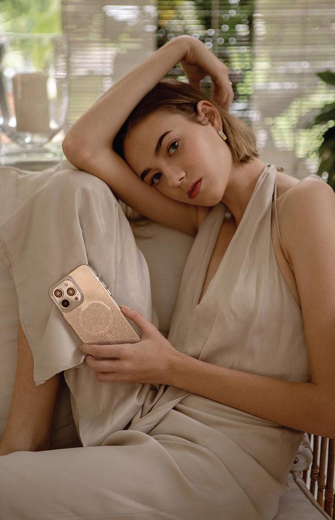 iPhone 14 Coehl MagSafe Destekli Lumino Telefon Kılıfı